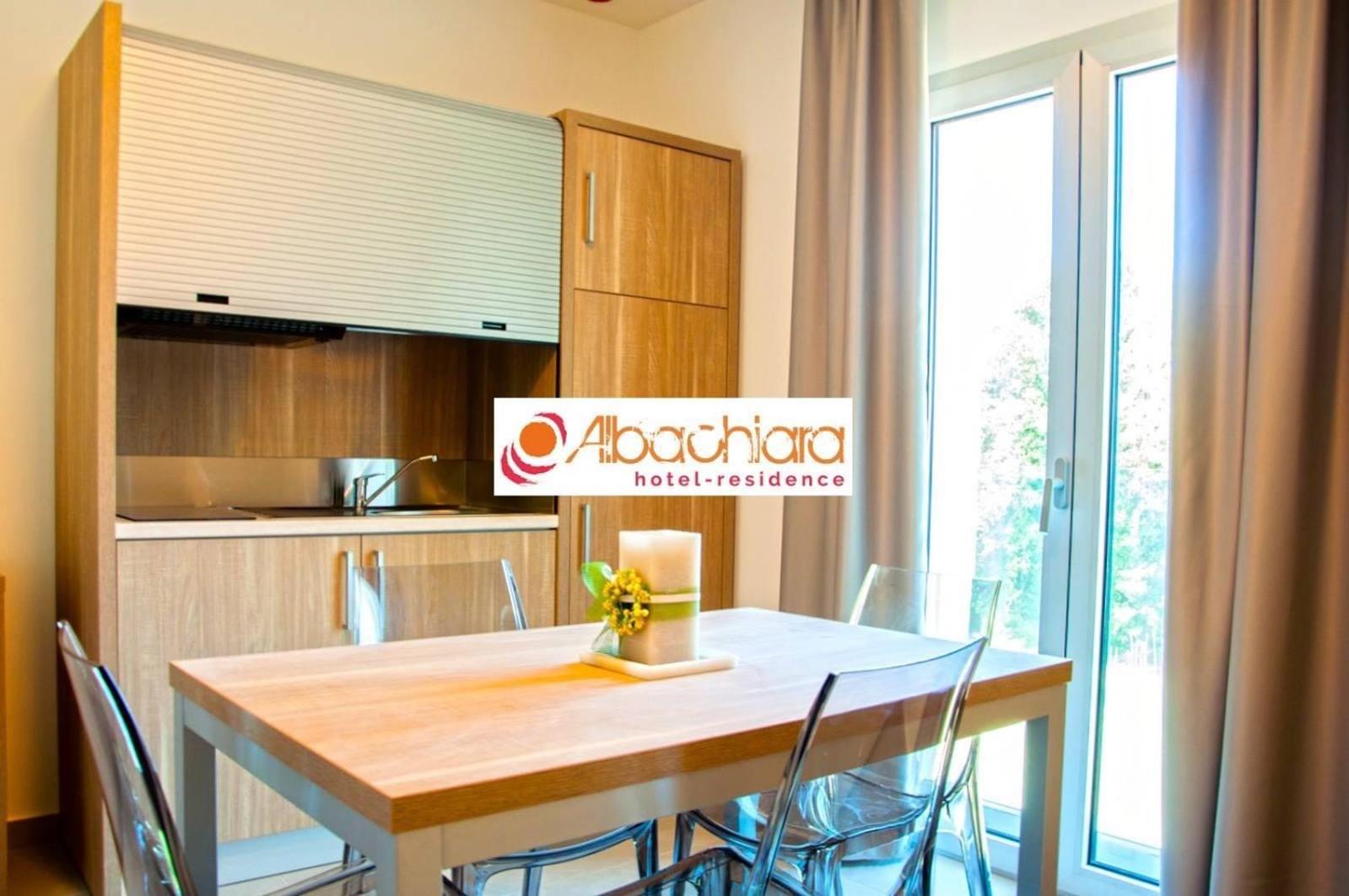Residence Hotel Albachiara Rímini Exterior foto