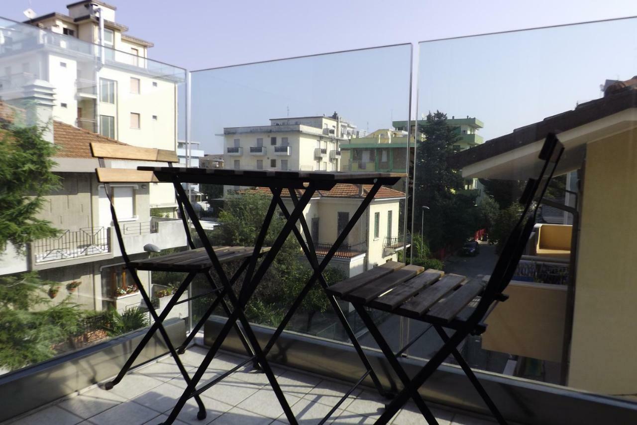 Residence Hotel Albachiara Rímini Exterior foto